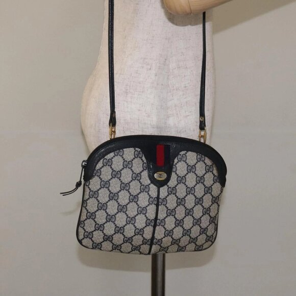 GUCCI GG Supreme Sherry Line Shoulder Bag PVC Navy Gold 68 02 047 Auth ep9524 - Picture 3 of 16